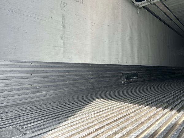 2017 Utility 3000R Multi Temp Reefer Trailer – Thermo King Precedent S-600