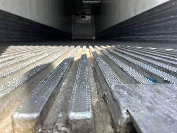 2017 Utility 3000R Multi Temp Reefer Trailer – Thermo King Precedent S-600 