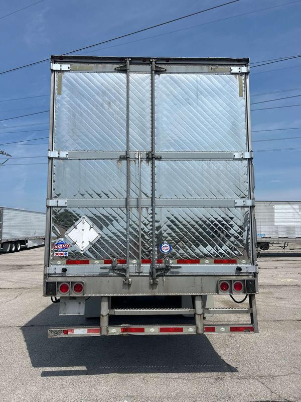 2017 Utility 3000R Multi Temp Reefer Trailer – Thermo King Precedent S-600 