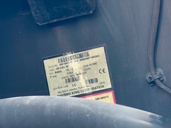 2011 Utility 3000R Reefer Trailer- Thermo King SB-210