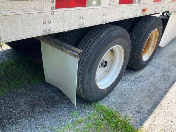 2012 Utility 3000R Reefer Trailer- Thermo King SB-330