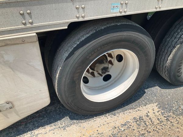 2012 Utility 3000R Reefer Trailer- Thermo King SB-330