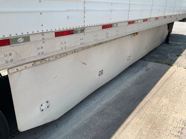 2012 Utility 3000R Reefer Trailer- Thermo King SB-330