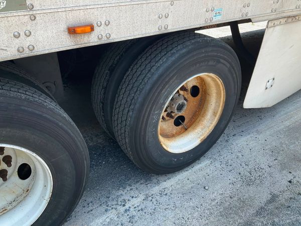 2012 Utility 3000R Reefer Trailer- Thermo King SB-330