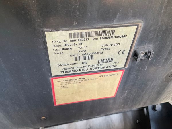 2011 Utility 3000R Reefer Trailer- Thermo King SB-210