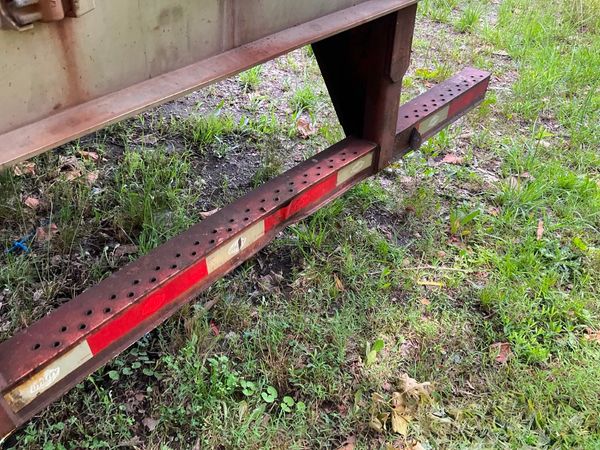 2011 Utility 3000R Reefer Trailer- Thermo King SB-210