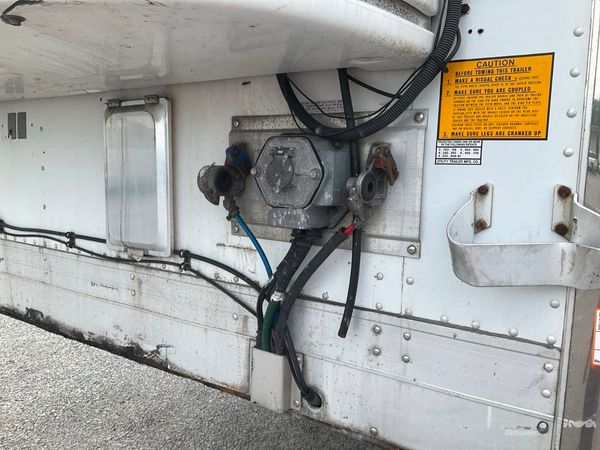 2008 Utility 3000R Reefer Trailer- Thermo King SB-210