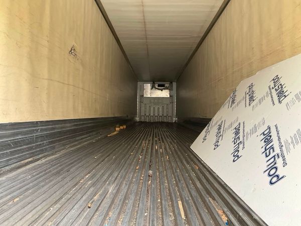 2008 Utility 3000R Reefer Trailer- Thermo King SB-210