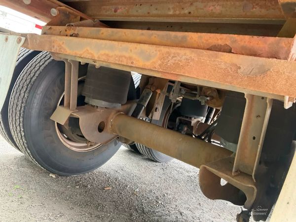 2008 Utility 3000R Reefer Trailer- Thermo King SB-210