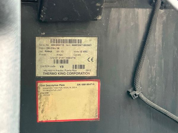 2011 Utility 3000R Reefer Trailer- Thermo King SB-210
