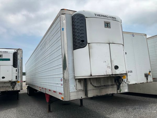 2011 Utility 3000R Reefer Trailer- Thermo King SB-210
