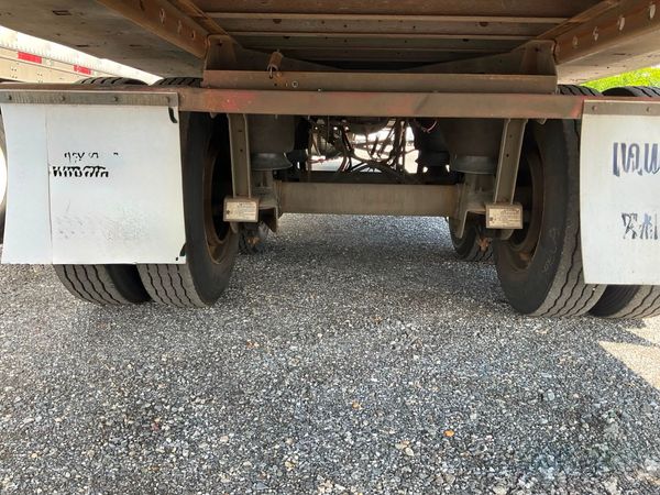 2011 Utility 3000R Reefer Trailer- Thermo King SB-210