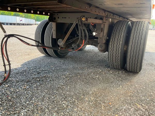 2011 Utility 3000R Reefer Trailer- Thermo King SB-210
