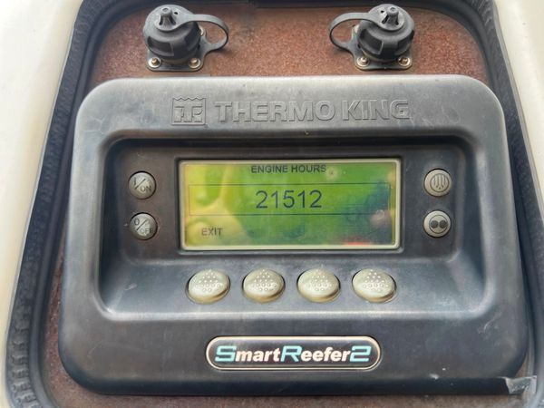2011 Utility 3000R Reefer Trailer- Thermo King SB-210