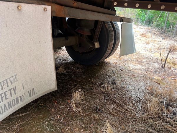 2011 Utility 3000R Reefer Trailer- Thermo King SB-210