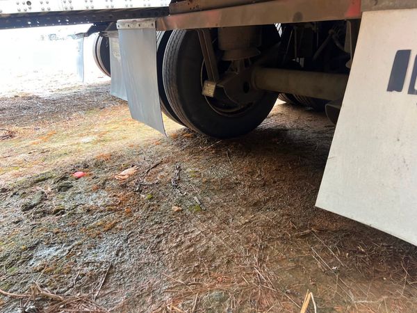 2011 Utility 3000R Reefer Trailer- Thermo King SB-210