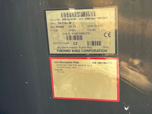 2011 Utility 3000R Reefer Trailer- Thermo King SB-210