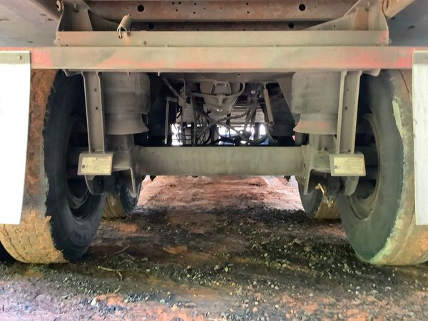 2011 Utility 3000R Reefer Trailer- Thermo King SB-210