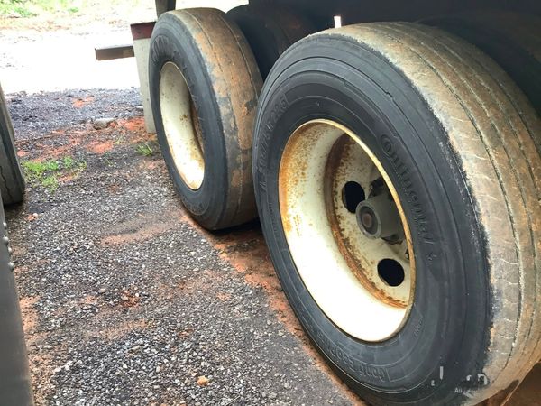 2011 Utility 3000R Reefer Trailer- Thermo King SB-210