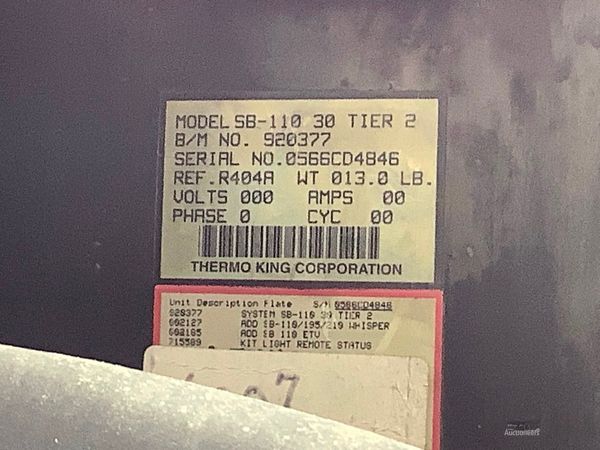 2011 Utility 3000R Reefer Trailer- Thermo King SB-210