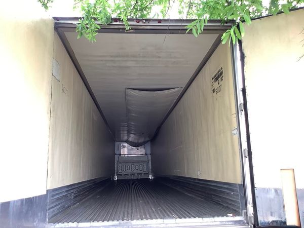 2011 Utility 3000R Reefer Trailer- Thermo King SB-210