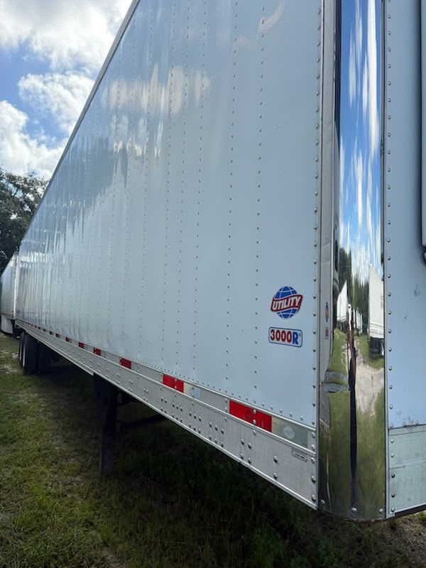 2018 Utility 3000R Reefer Trailer- Thermo King C600