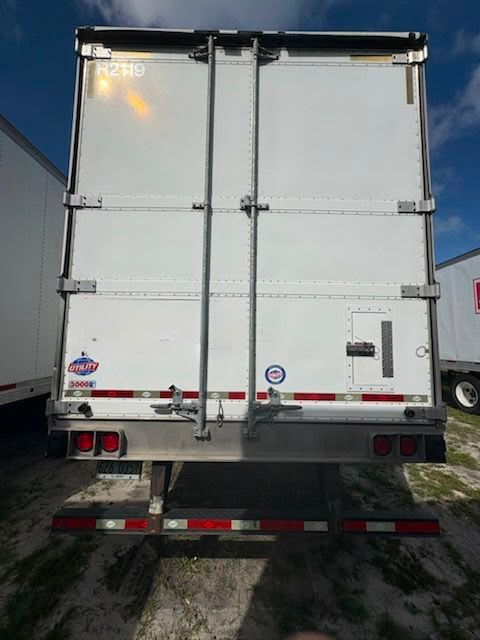 2018 Utility 3000R Reefer Trailer- Thermo King C600