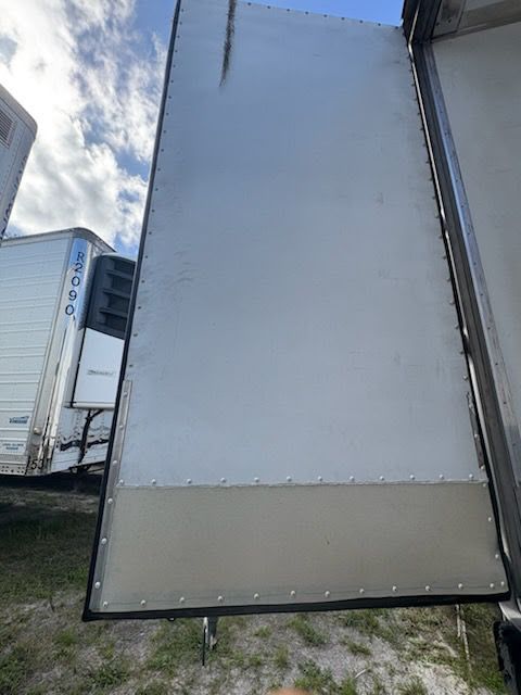 2018 Utility 3000R Reefer Trailer- Thermo King C600 