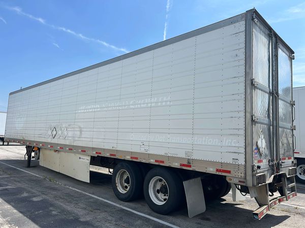 2017 Utility 3000R Multi Temp Reefer Trailer- Thermo King S610M
