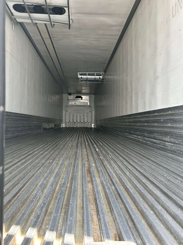 2017 Utility 3000R Multi Temp Reefer Trailer- Thermo King S610M