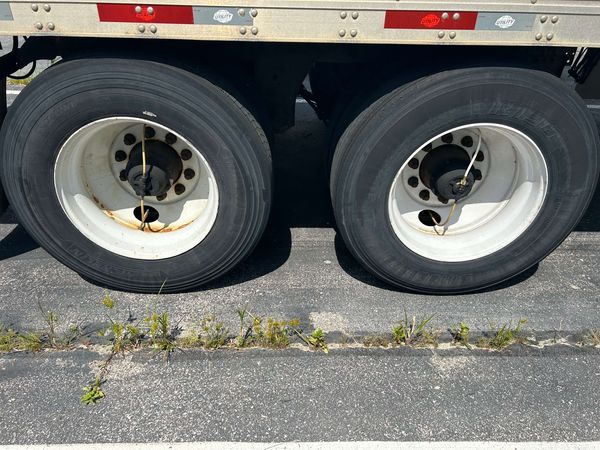 2017 Utility 3000R Multi Temp Reefer Trailer- Thermo King S610M