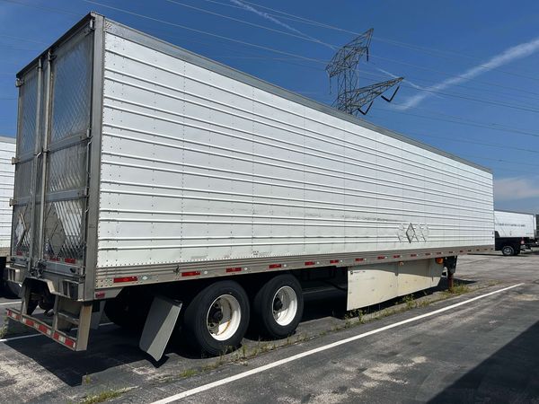 2017 Utility 3000R Multi Temp Reefer Trailer- Thermo King S610M