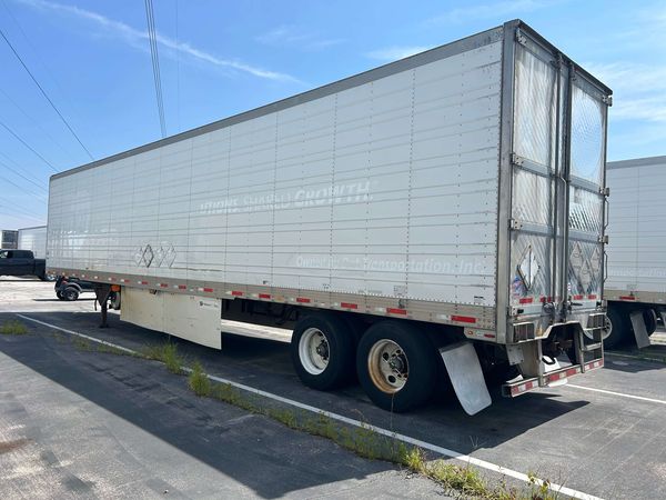 2017 Utility 3000R Multi Temp Reefer Trailer- Thermo King S610M