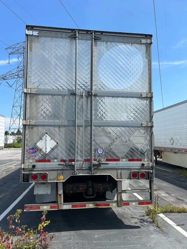 2017 Utility 3000R Multi Temp Reefer Trailer- Thermo King S610M