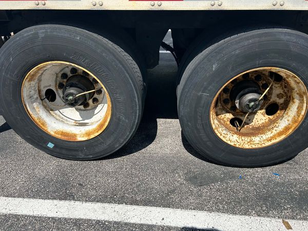 2017 Utility 3000R Multi Temp Reefer Trailer- Thermo King S610M