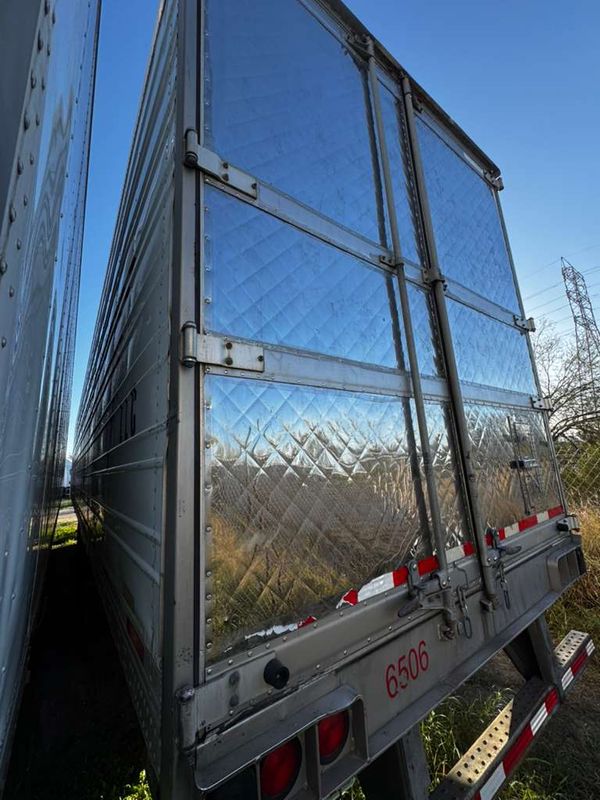 2015 Utility 3000R Reefer Trailer – Thermo King Precedent S-600